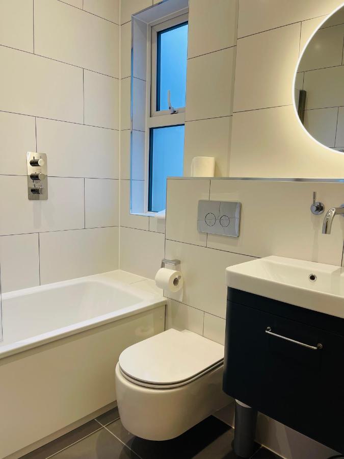 Glenlyn Apartments Барнет Екстериор снимка