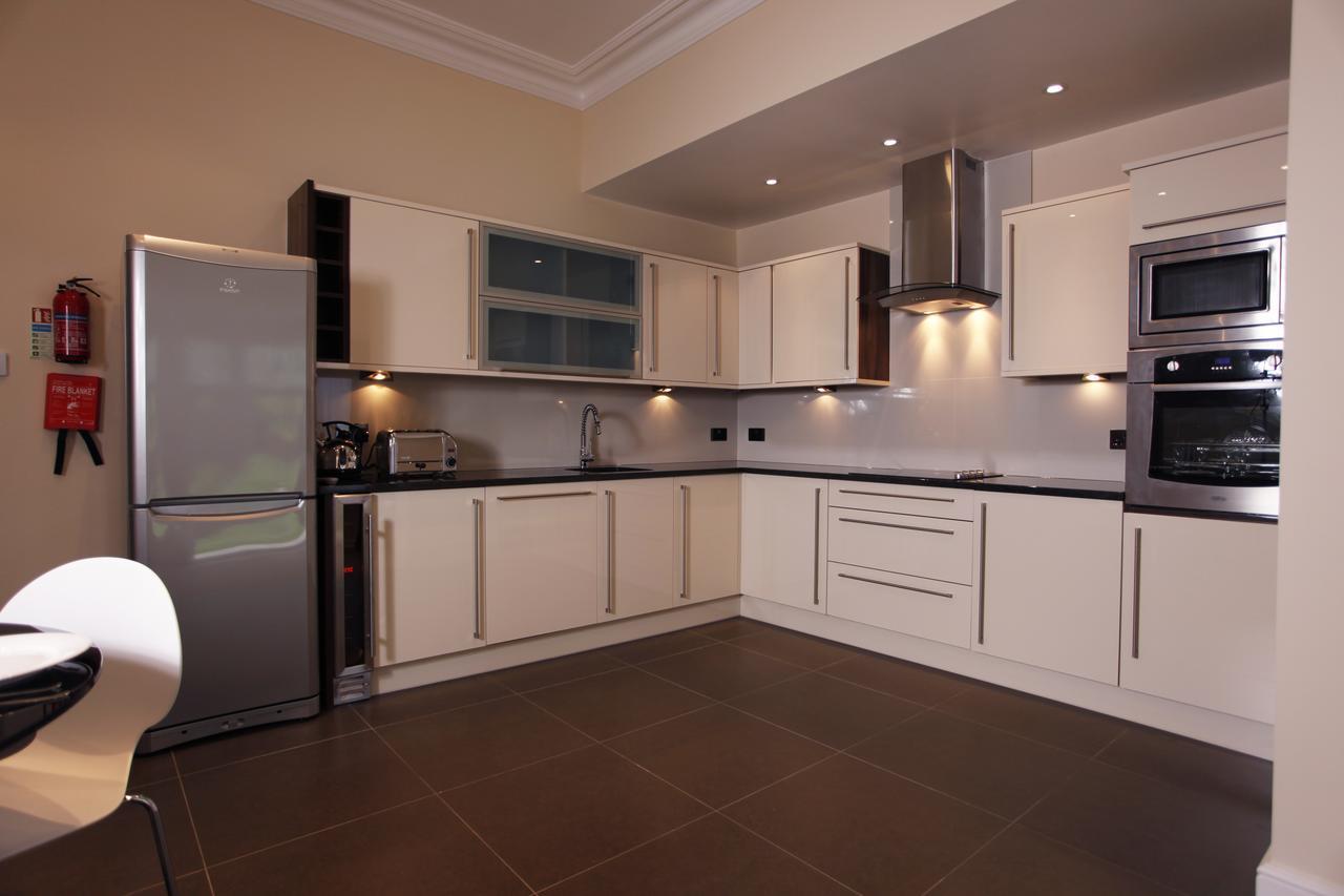 Glenlyn Apartments Барнет Екстериор снимка
