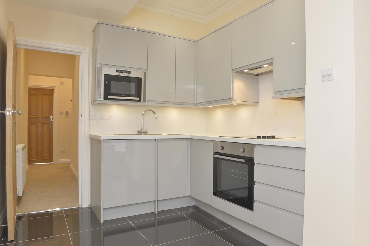 Glenlyn Apartments Барнет Екстериор снимка